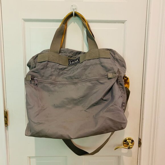 Lucas Nylon Travel Luggage Duffel Overnight Weekend Gym Sports Bag - Picture 1 of 9
